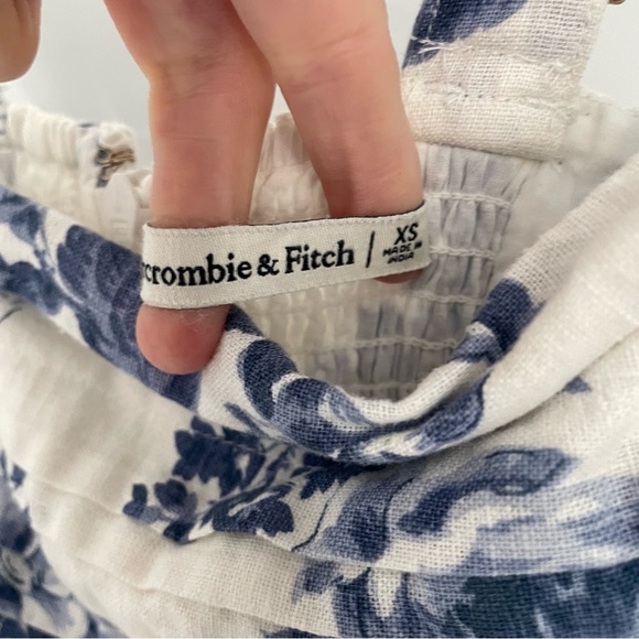 Abercrombie & Fitch Emerson Fit & Flare Midi Dress.   11 - Picture 6 of 11